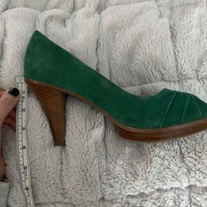 Green Suede Women's Heel Sofft